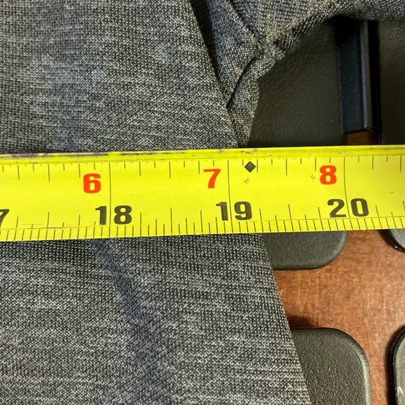 Colosseum Unisex Wisconsin Badgers Gray/Red Hoodie Sweatshirt Adult Small-VG - Picture 9 of 10